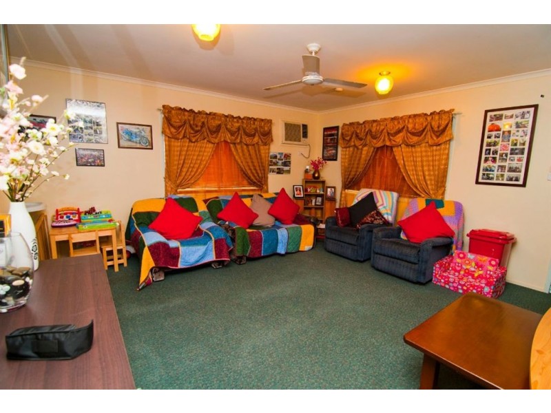 21 Harriette Street, Park Avenue QLD 4701