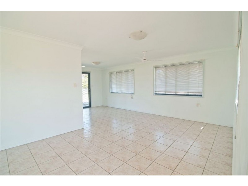 100 Donovan Cresent, Gracemere QLD 4702