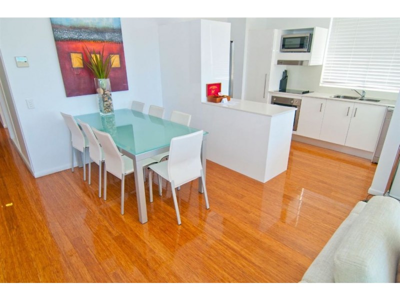 1203/102-108 Victoria Parade, Rockhampton City QLD 4700