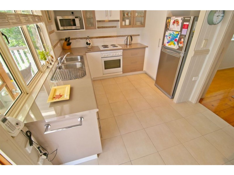 4 Woolcock Street, Wandal QLD 4700