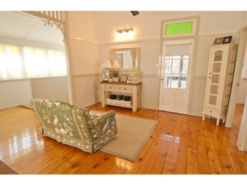 4 Woolcock Street, Wandal QLD 4700