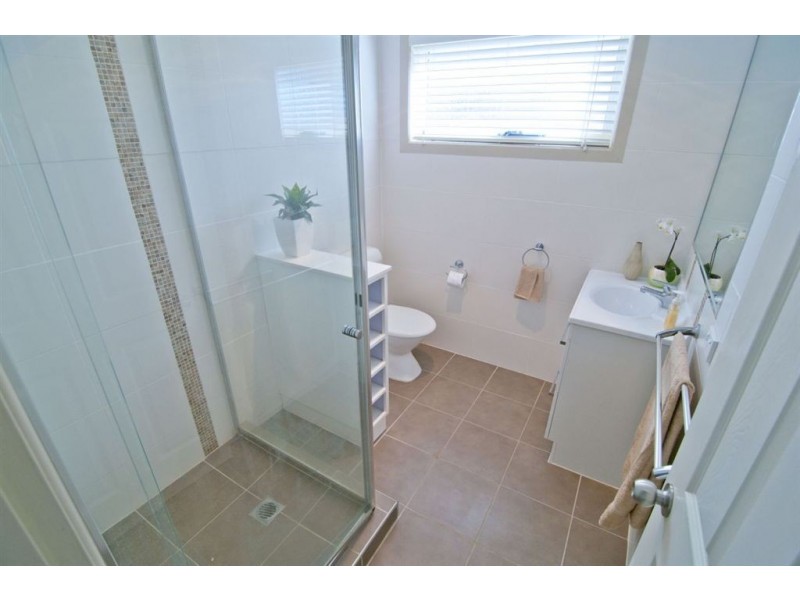 4 Woolcock Street, Wandal QLD 4700