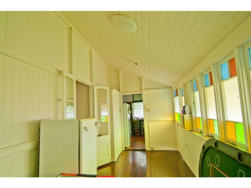 33 & 33a Woodville Street, Wandal QLD 4700