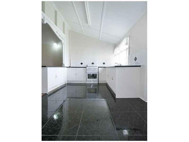 146 Hinchliff Street, Kawana QLD 4701