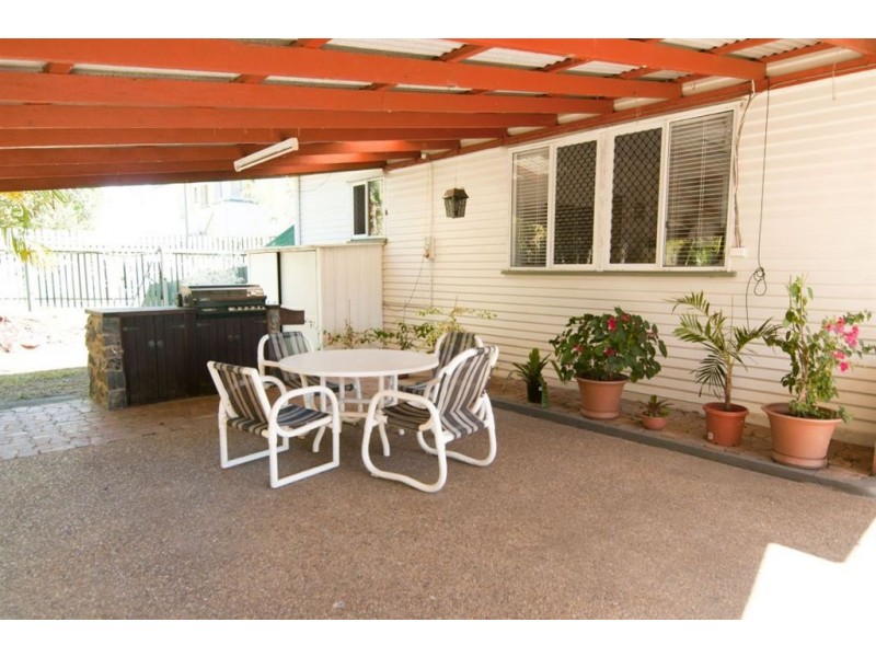 100 Stewart Street, Frenchville QLD 4701