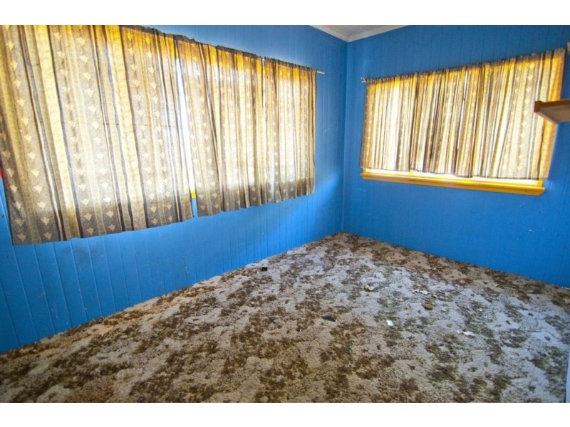 17 Welch Street, Park Avenue QLD 4701