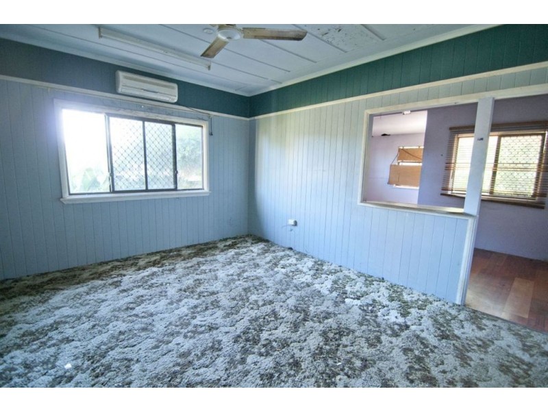 17 Welch Street, Park Avenue QLD 4701