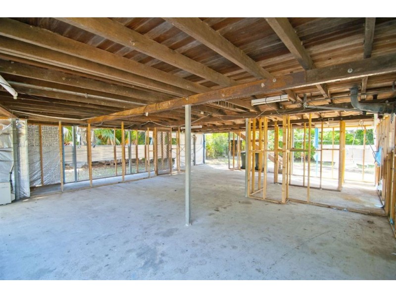 17 Welch Street, Park Avenue QLD 4701