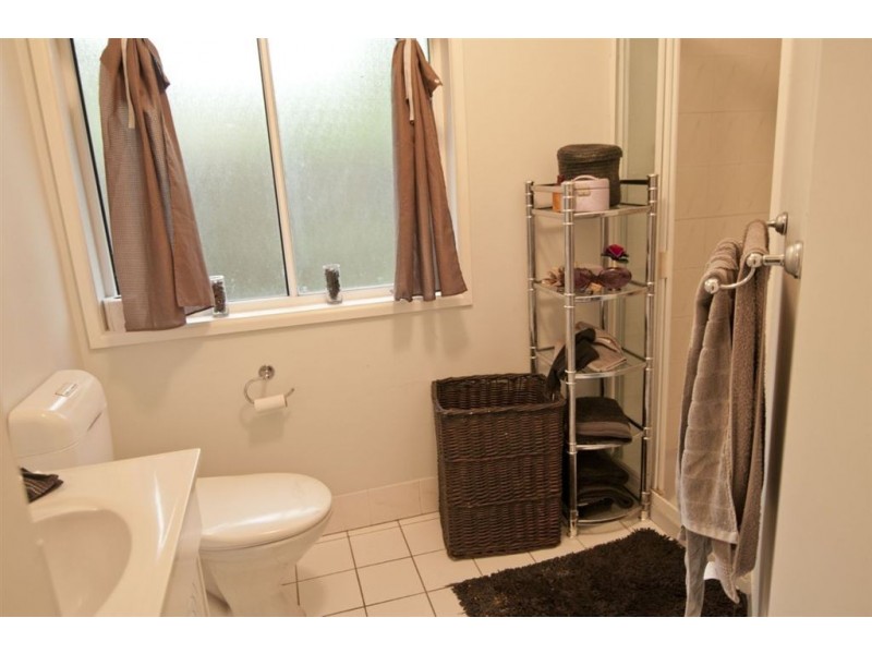 84 Bryant Street, Koongal QLD 4701