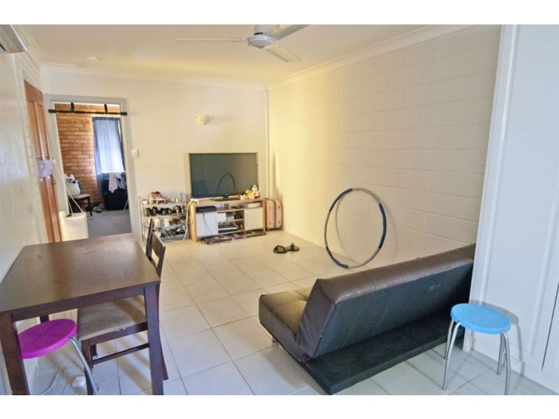 1 & 2/320 Dean Street, Frenchville QLD 4701