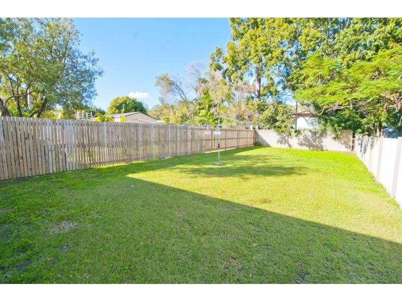 1 & 2/320 Dean Street, Frenchville QLD 4701