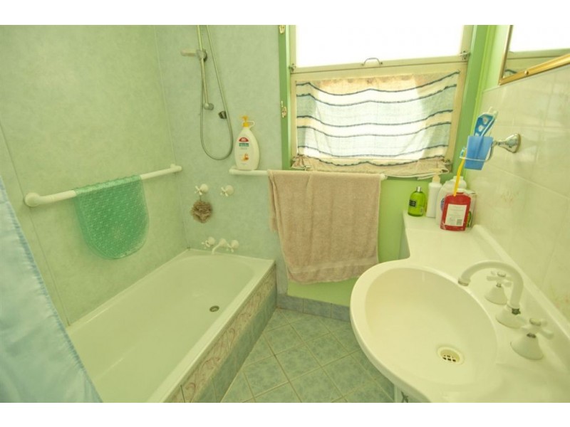 270 Dempsey street, Koongal QLD 4701