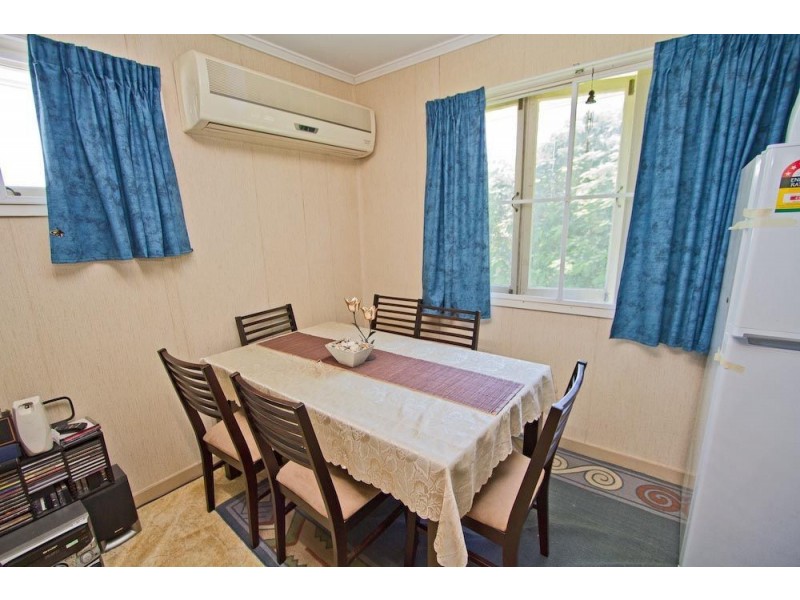 4 Wambool Street, West Rockhampton QLD 4700