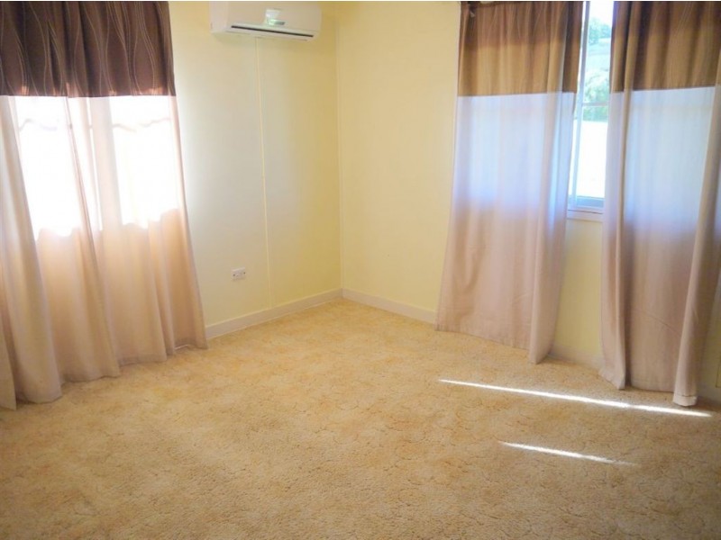 4 Wambool Street, West Rockhampton QLD 4700