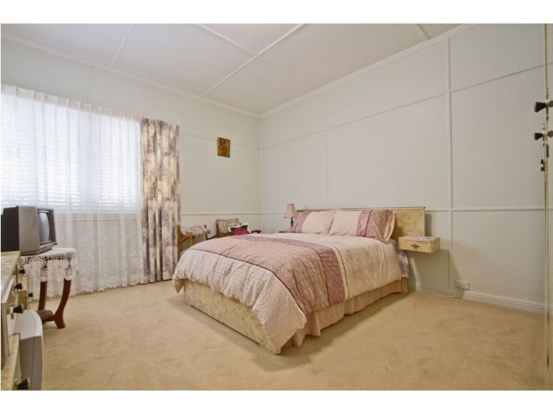 100 Bremner Street, Berserker QLD 4701