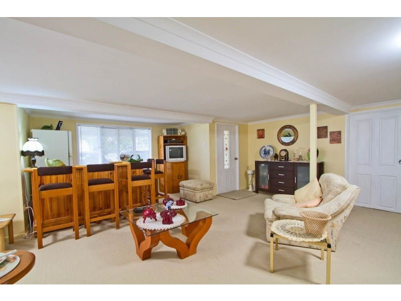 100 Bremner Street, Berserker QLD 4701