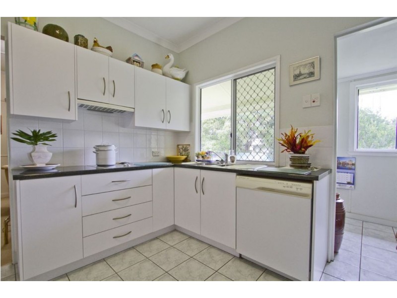 100 Bremner Street, Berserker QLD 4701