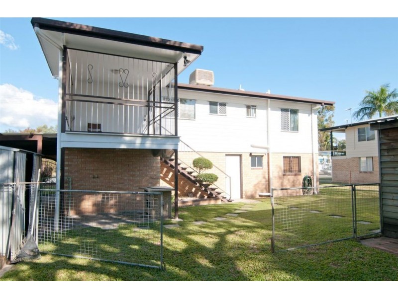 16 Elwing Street, Kawana QLD 4701