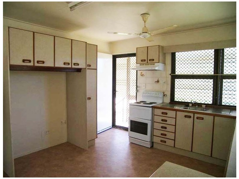 7 Edward Street, Berserker QLD 4701