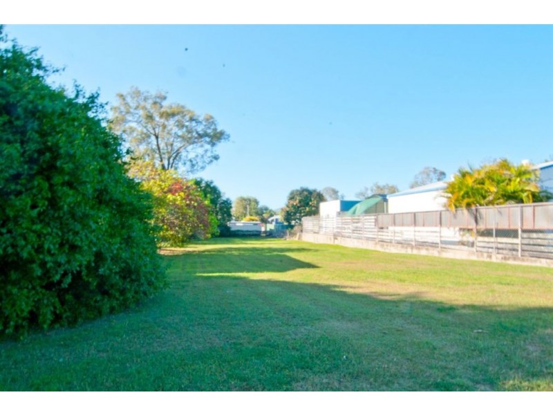 65 Lakes Creek Road, Berserker QLD 4701