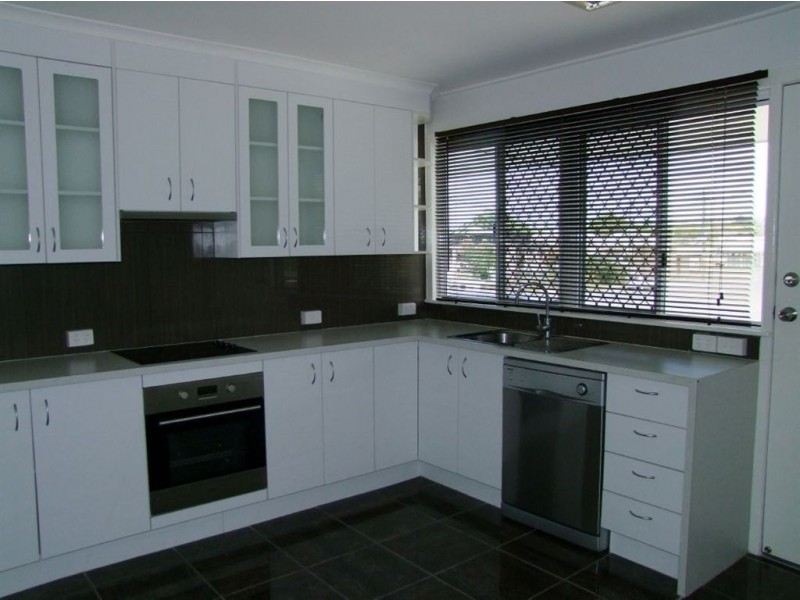 1/148 Murray Street, The Range QLD 4700