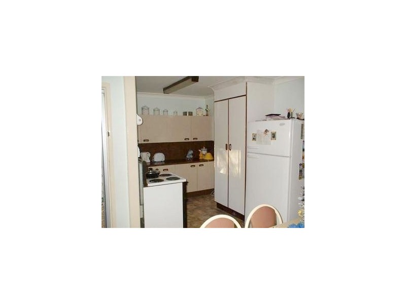 21 Ellis Street, Berserker QLD 4701