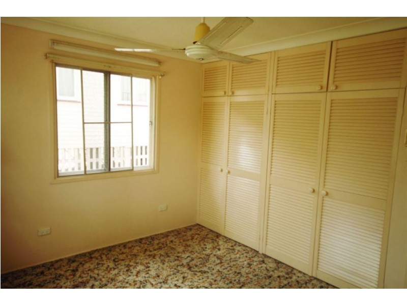 280 Farm Street, Kawana QLD 4701