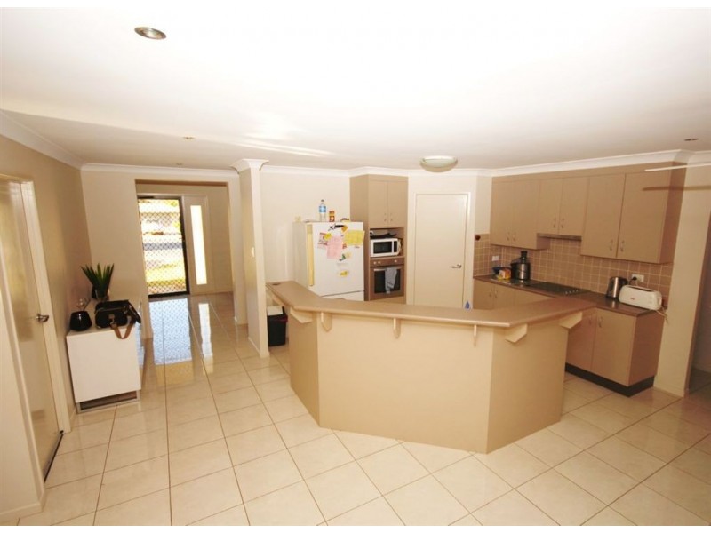 7 Downs Field Place, Taroomball QLD 4703