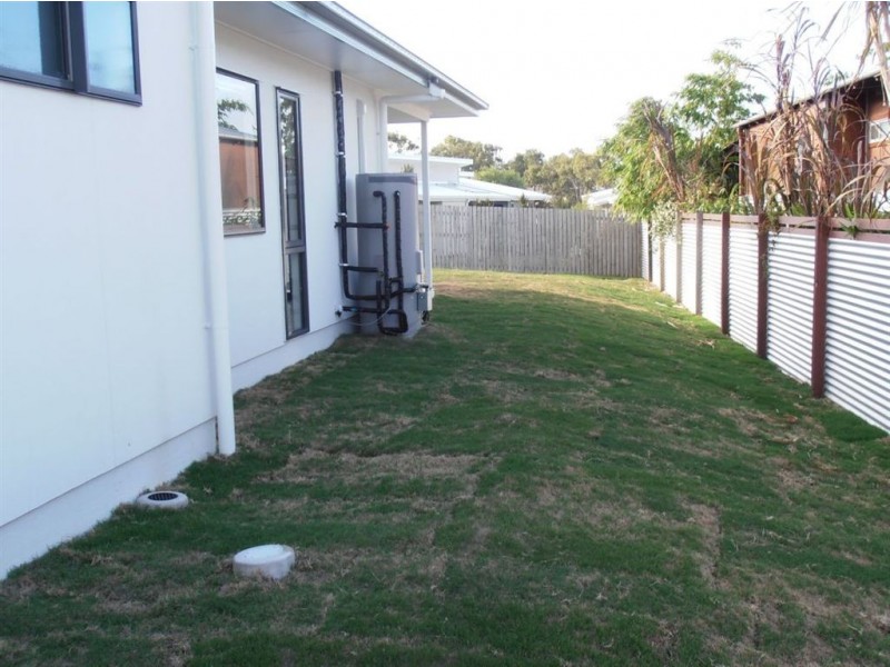 44 Cocoanut Point Drive, Zilzie QLD 4710