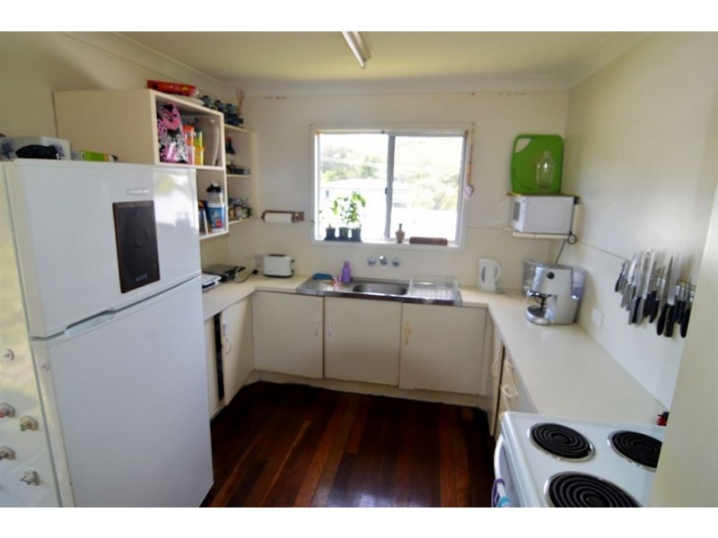 17 Suthers Avenue, Frenchville QLD 4701