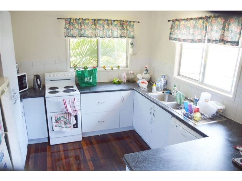 283 Elphinstone Street, Koongal QLD 4701