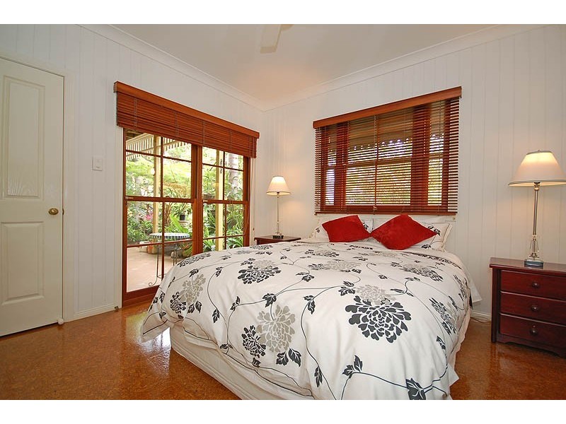 22 Lucy St, Albion QLD 4010