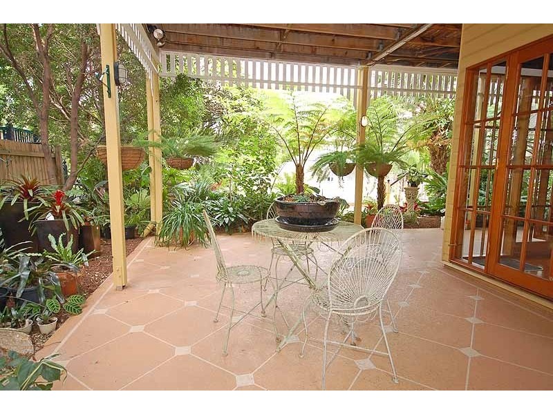 22 Lucy St, Albion QLD 4010