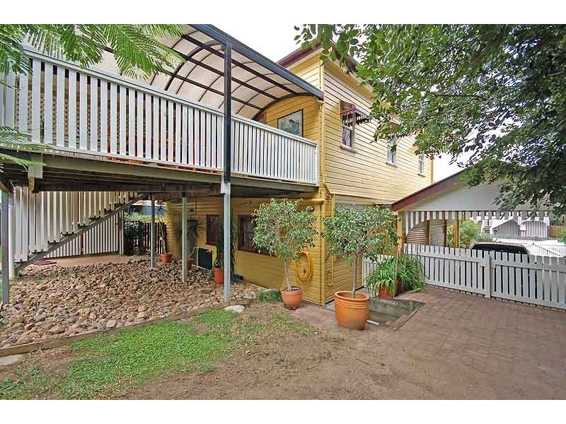 22 Lucy St, Albion QLD 4010