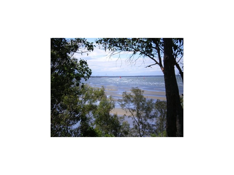 14 Eagle Terrace, Sandgate QLD 4017