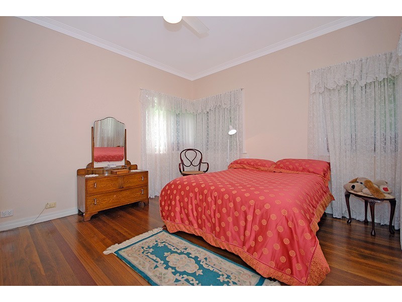 100 Mayfield Road, Moorooka QLD 4105