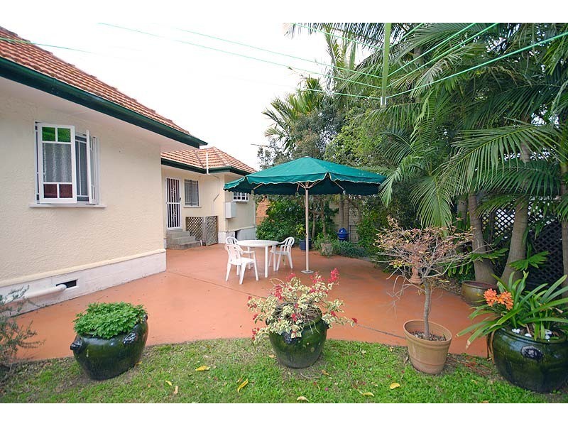 100 Mayfield Road, Moorooka QLD 4105