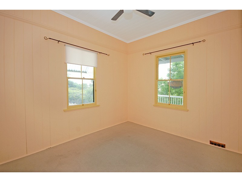 5 The Avenue, Clayfield QLD 4011