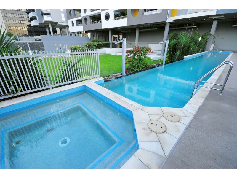 170 Leichhardt Street, Spring Hill QLD 4000