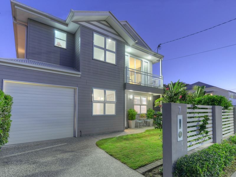 7 Hamilton Avenue, Hendra QLD 4011
