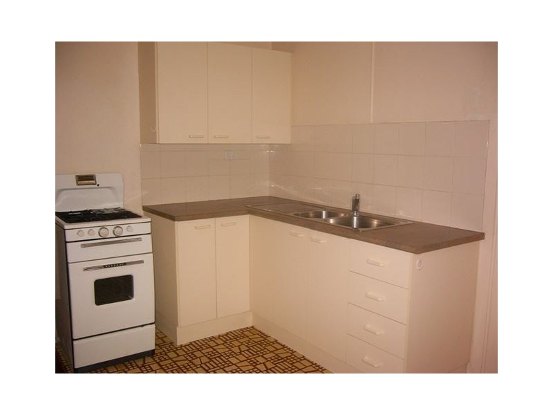 2/165 Hudson Rd, Wooloowin QLD 4030