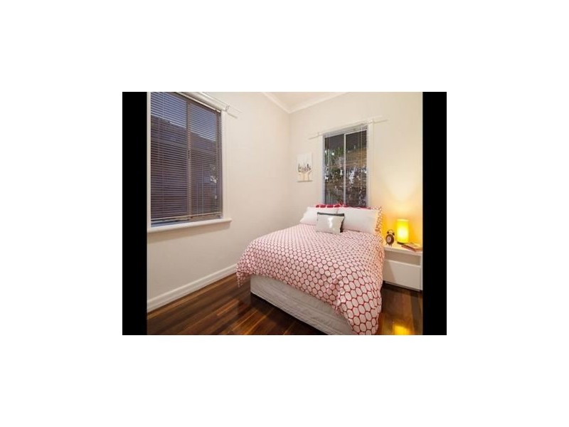 43 Webster Avenue, Hendra QLD 4011