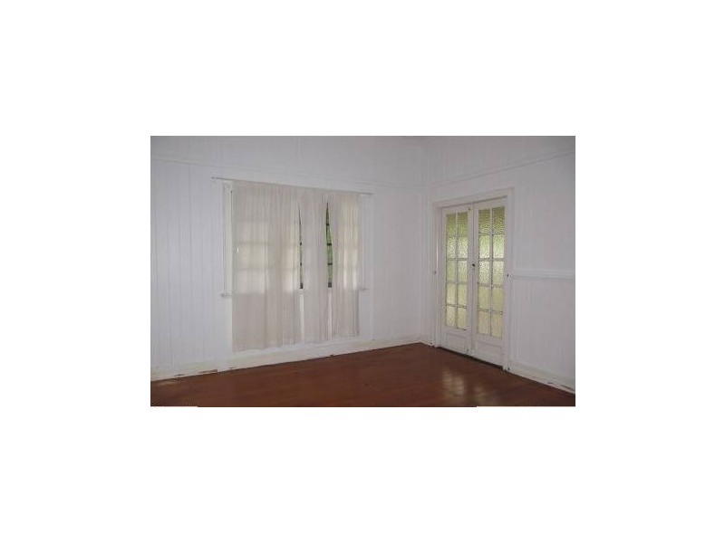 27 Mein Street, Hendra QLD 4011