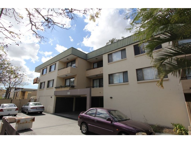 8/161 Junction Rd, Clayfield QLD 4011
