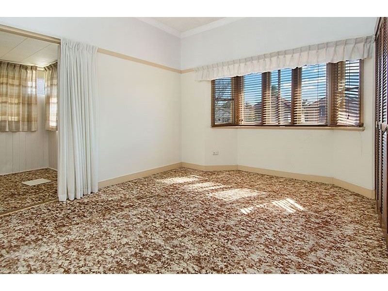 49 Raceview Avenue, Hendra QLD 4011