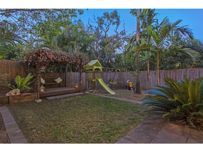 16 Hamilton Avenue, Hendra QLD 4011