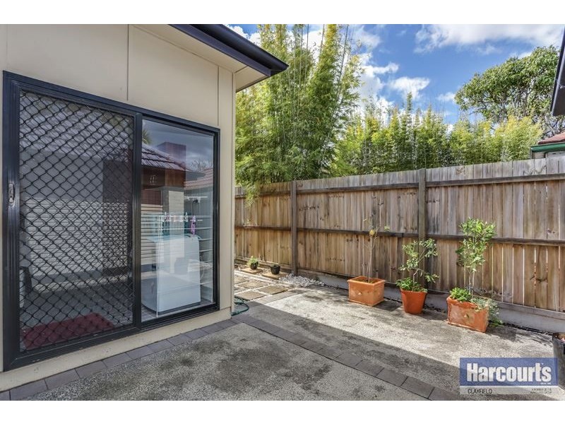 74 Harding Street, Hendra QLD 4011