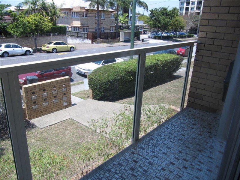 1/12 Bonney Ave, Clayfield QLD 4011