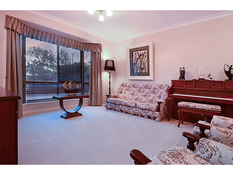 9 Rous Street, Hendra QLD 4011