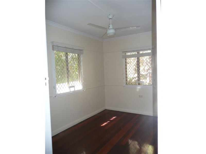 45 Wooloowin Ave, Wooloowin QLD 4030